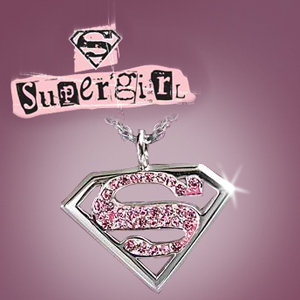 Supergirl Anh�nger, Silber mit rosa Kristallen